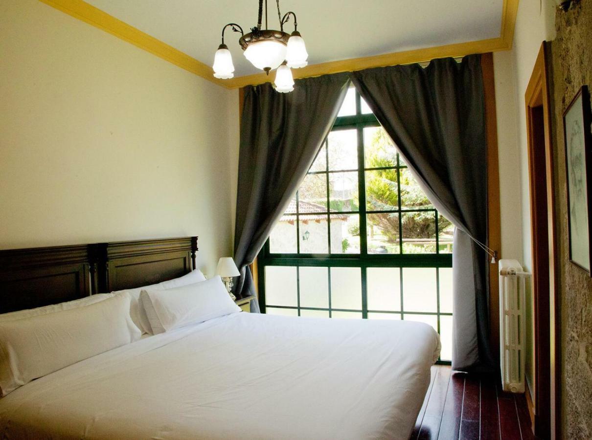 Jardines Pazo A Fabrica Guest House Celanova Luaran gambar